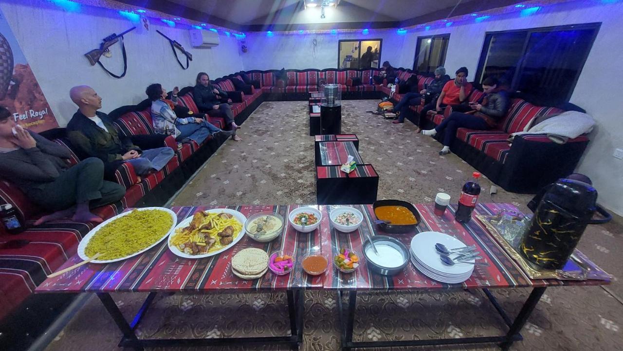 Wadi Rum Oryx Hostel & Tours Экстерьер фото